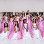 Baile de Debutantes Comunitário