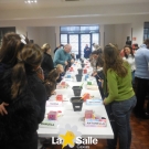 Turmas do Pré I e Pré II homenageiam suas mamães.