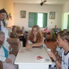 Tarde de conviver e servir no Lar do Idoso.