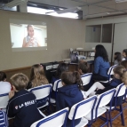 2º Ano do T.I. faz videoconferência para o Japão