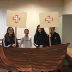 8º Ano apresenta esquetes teatrais