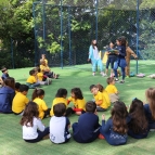 Crianças do Lar de São José visitam o colégio 