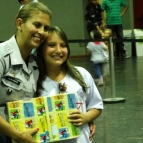 Alunos comparecem à formatura do PROERD