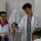 Aprofundamento em Biologia no laboratório