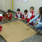 O MATERNAL TRABALHANDO O CORPINHO