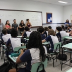 9º ano também recebe visita de ex-alunos aprovados