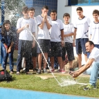 Lançamento de Foguetes no Ensino Médio