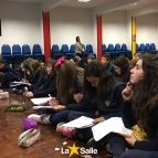 Alunos dos 7º anos criam apresentação para 5º anos!