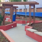 O novo espaço frontal do colégio