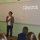 8ª série faz trabalho com curta-metragens