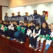 Mês da Pátria: Apresentações do Pré I e Pré II