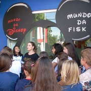 VIAJANDO PELO MUNDO EM INGLÊS!