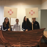 8º Ano apresenta esquetes teatrais