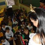Ed. Infantil e Fundamental I recebem Karina Furlin