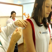 Meninas dão show no combate contra o HPV