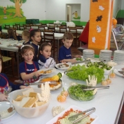 Turno Integral celebra Halloween com almoço especial