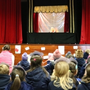 Teatro de marionetes na Festa do Livro