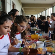 Espetinho de frutas do 4º ano do EF