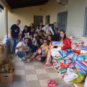 Entrega dos donativos no Orfanato.