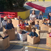 Brincando com Caixas - CRECHE
