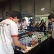 Torneio de Robótica desafia alunos