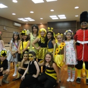 Peça teatral “Deu a Louca na Colméia”