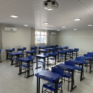 Salas de aulas amplas