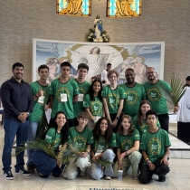 Retiro Páscoa Jovem fortalece fé e união