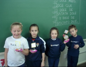 Doces Trava-línguas no Projeto Folclore