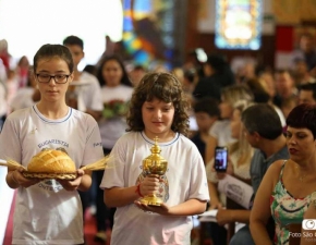 Celebração da Primeira Eucaristia