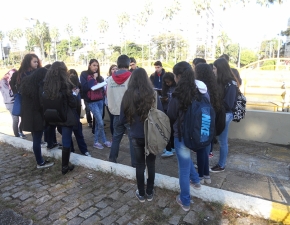 Turmas 211 e 212 visitaram o DMAE