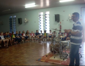 Explorando os sons de uma forma divertida