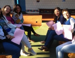 Capacitação aos educadores e educadoras