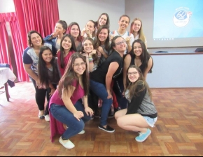 Grupos de Jovens e Líderes de Turma