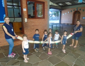 Conheça a Centopeia da creche 