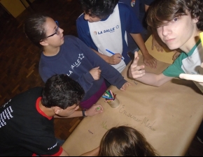 8ª série participa de palestra no Projeto Passagem