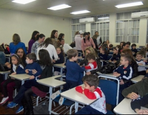 Homenagem às Mães - Pré II 2014