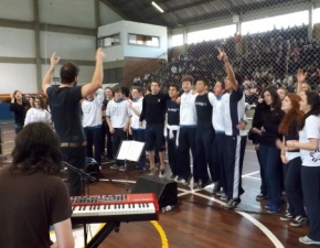 GELS e HardRockers animam a manhã