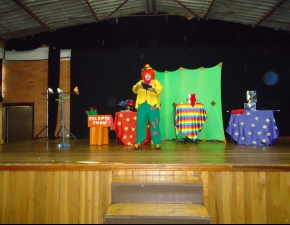 Show de mágicas da palhaça Polenta