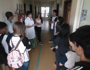 Lideranças estudantis visitam a Kinder