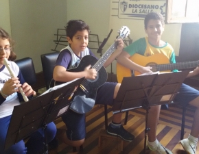 Aula de História com Música no Ensino Fundamental