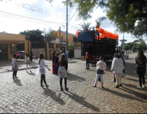 Teatro de rua: Profeta Gentileza