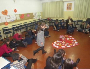 HOMENAGEM ÀS MÃES Luz faz parte do SER MÃE! Obrigado por me orientar para seguir o melhor caminho!