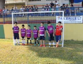 CRIANÇAS E O FUTEBOL